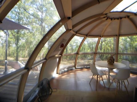 HÉBERGEMENT INSOLITE 4 personnes - DOME PANORAMIQUE - Sans sanitaires