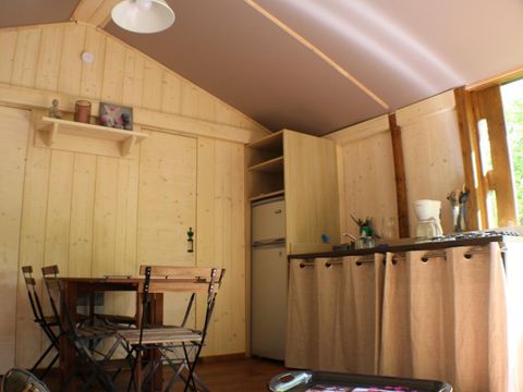 HÉBERGEMENT INSOLITE 5 personnes - CABANE LODGE BALI