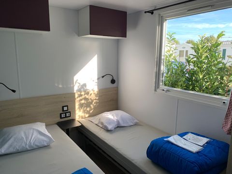 MOBILHOME 6 personnes - C- Mobil-home Caraïbes - 2 chambres