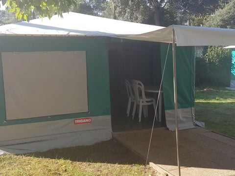 BUNGALOW TOILÉ 4 personnes - 20 m2 sans sanitaires
