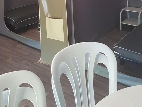 BUNGALOW TOILÉ 4 personnes - 20 m2 sans sanitaires