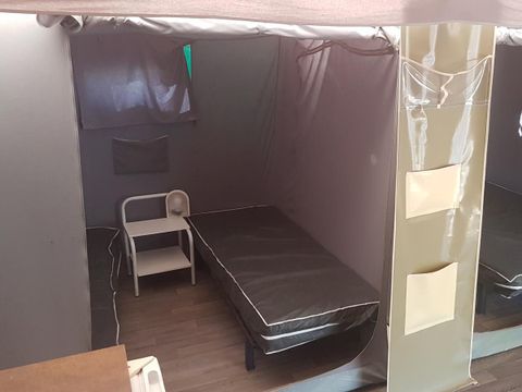 Bungalow toilé 5 personnes - 20 m² sans sanitaires