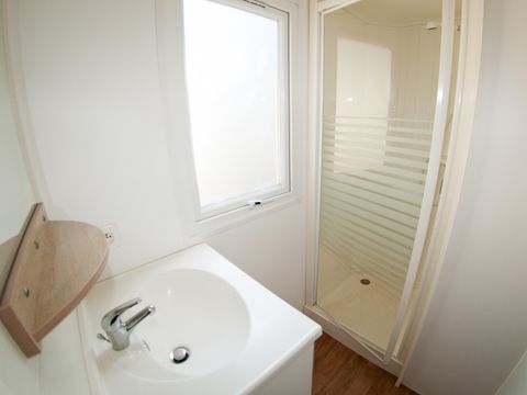 MOBILHOME 6 personnes - ECO Mobil home 3ch. MAGDALENA (+ de 10 ans) 29m² + Terrasse semi-couverte 6 pers