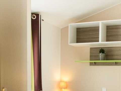 MOBILHOME 4 personnes - ECO Mobil home 2ch. LUDISIA (de + 10 ans) 24 m² + Terrasse semi-couverte 4 pers