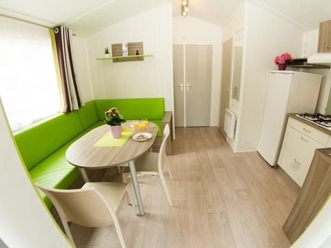 MOBILHOME 4 personnes - ECO Mobil home 2ch. LUDISIA (de + 10 ans) 24 m² + Terrasse semi-couverte 4 pers