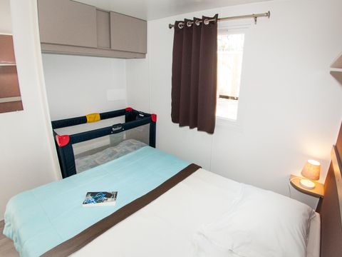MOBILHOME 4 personnes - ECO Mobil home 2ch. CORDOVA (2015) 27m² + Terrasse semi-couverte 4/6 pers