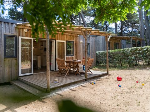 MOBILHOME 8 personnes - CONFORT Mobil home 3ch. ECUMES (2016) 31m² + Terrasse semi couverte 6/8 pers