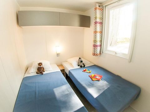 MOBILHOME 8 personnes - CONFORT Mobil home 3ch. ECUMES (2016) 31m² + Terrasse semi couverte 6/8 pers