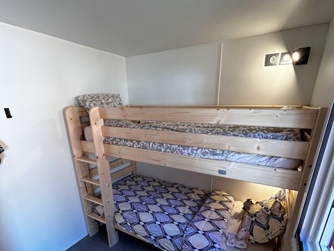 MOBILHOME 4 personnes - CONFORT Mobil home PMR 2ch. CATLEYA 35m² + Terrasse semi couverte