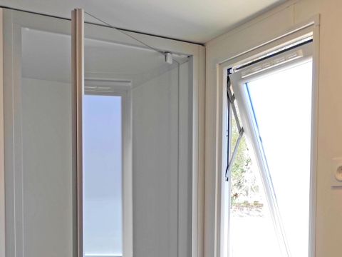 MOBILHOME 4 personnes - 084 - 2 chambres