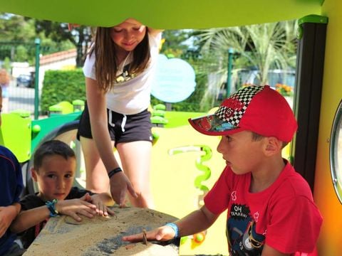 Tour Opérateur sur le Camping Le Clos Des Pins - Camping Vendée - Image N°23