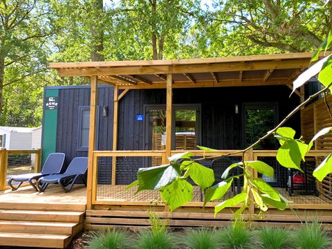 MOBILHOME 4 personnes - Homeflower Premium 29m² (2ch) + terrasse semi-couverte + TV + LV + Plancha + Clim + Draps inc