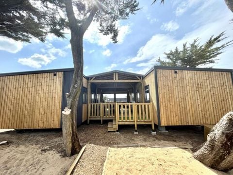 MOBILHOME 12 personnes - Mobile Home Tropical Lodge Family AVEC JACUZZI- 36.80 m²/MH - 6 Ch/12 pers - TRIBU XXL 12 pers