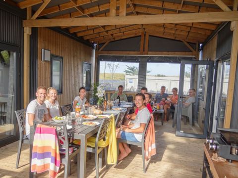 MOBILHOME 12 personnes - Mobile Home Tropical Lodge Family AVEC JACUZZI- 36.80 m²/MH - 6 Ch/12 pers - TRIBU XXL 12 pers