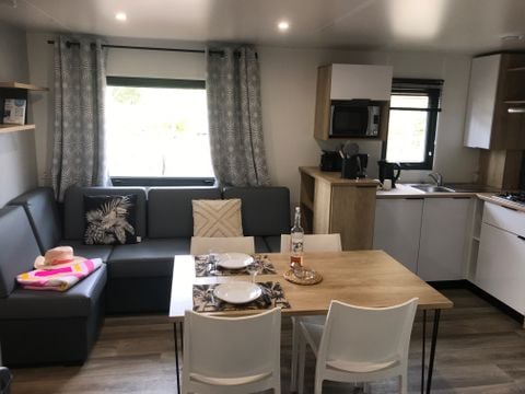 MOBILHOME 12 personnes - Mobile Home Tropical Lodge Family AVEC JACUZZI- 36.80 m²/MH - 6 Ch/12 pers - TRIBU XXL 12 pers