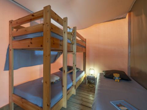 TENTE TOILE ET BOIS 5 personnes - Sahari Lodge 2chambres - sans sanitaires - 19m² 2/5 pers