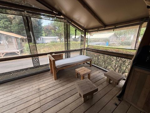Tente en toile et en bois 5 personnes - Kabane Lodge 34 m²