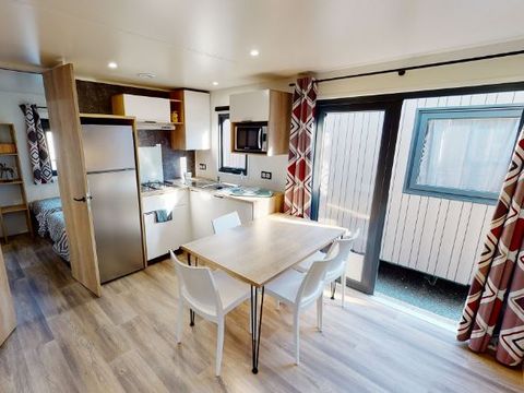 MOBILHOME 5 personnes - Privilège N°2  32m² 2 salles de bain