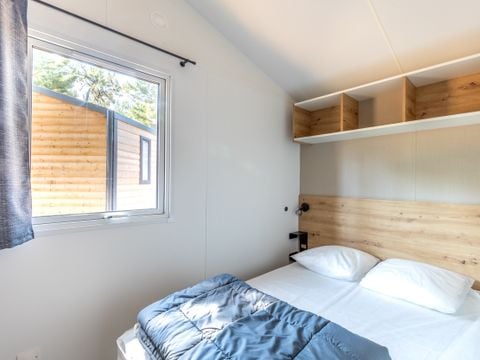 MOBILHOME 6 personnes - MH Modulo DUO BOIS 2 chambres 29 m² avec terrasse bois couverte et terrasse bois solarium