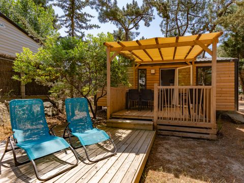 MOBILHOME 4 personnes - MH Modulo DUO BOIS 2 chambres 29 m² avec terrasse bois couverte et terrasse bois solarium