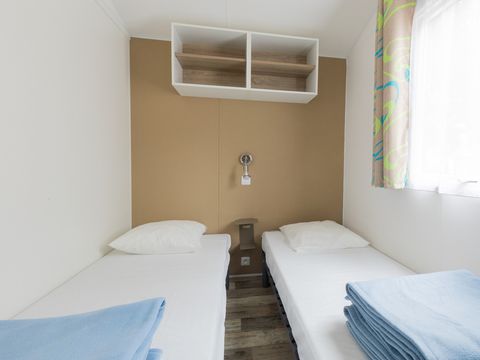 MOBILHOME 4 personnes - IBIZA 27m² - 2 chambres avec terrasse bois