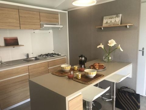 Mobilhome 6 personnes - C- Mobil-home Caraïbes - 2 chambres