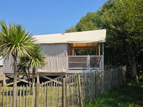 LODGE 5 personnes - C- Lodge Pilotis - 2 chambres 24m² avec terrasse couverte