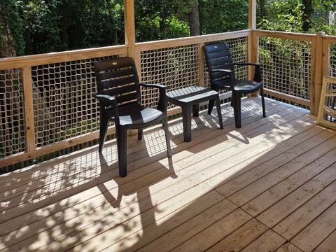 LODGE 5 personnes - C- Lodge Pilotis - 2 chambres 24m² avec terrasse couverte