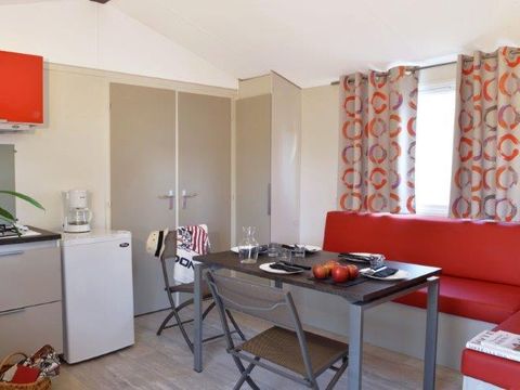 MOBILHOME 4 personnes - Confort 2 ch / 1 sdb