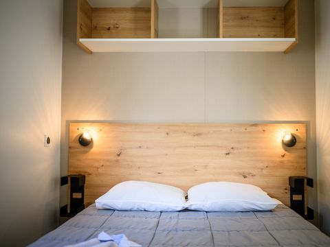 MOBILHOME 4 personnes - D/ SIGNATURE PRESTIGE 2 ch. 4 pers. - 34m2 - terrasse couverte