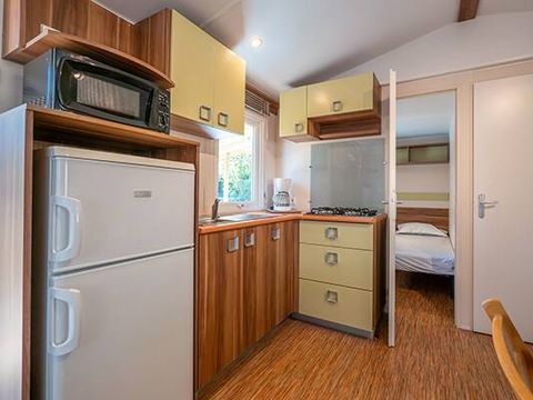Mobilhome 5 personnes - Classic | 2 Ch. | 5 Pers. | Terrasse surélevée | 1 SDB