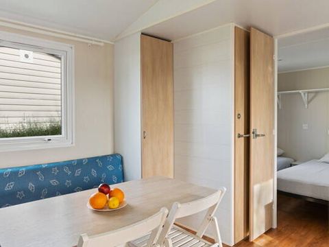 Bungalow 6 personnes - Mobil-home | Classic | 3 Ch. | 6 Pers. | Terrasse surélevée non couverte | 2 SDB