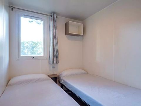 Mobilhome 6 personnes - Comfort | 3 Ch. | 6 Pers. | Terrasse surélevée | 1 SDB | TV