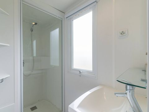 Mobilhome 4 personnes - Comfort | 2 Ch. | 4 Pers. | Terrasse surélevée | Clim.