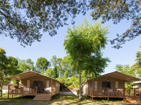TENTE TOILE ET BOIS 5 personnes - Le Lodge Oulébo 2ch. 5 pers