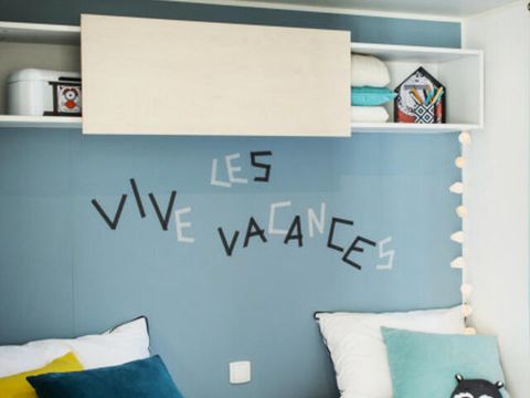 Mobilhome 6 personnes - 4 Pièces 6 Personnes + TV