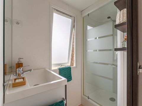 MOBILHOME 6 personnes - Résidence O'HARA PANORAMIQUE CLASSIQUE ECO-CONCU / 28m2 - 2 chambres - Terrasse semi-couverte 5/6 pers