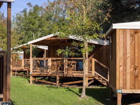 CHALET 4 personnes - CosyFlower Confort 27m² - 2 chambres + Terrasse couverte + LV + Quartier piéton. 4 pers