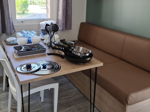 MOBILHOME 4 personnes - LODGE PMR TV 4 personnes 4 pers