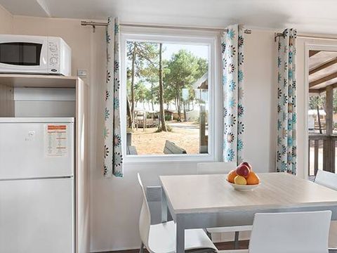 MOBILHOME 6 personnes - Mobil-home | Classic | 2 Ch. | 4/6 Pers. | Terrasse surélevée