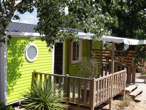 MOBILHOME 4 personnes - Cottage LITCHI - 26m² - terrasse bois semi-couverte - 2 chambres 4 pers