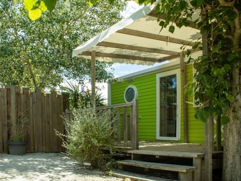 MOBILHOME 4 personnes - Cottage LITCHI - 26m² - terrasse bois semi-couverte - 2 chambres 4 pers