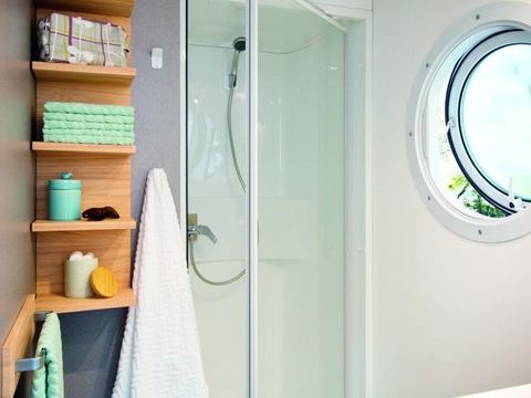 MOBILHOME 5 personnes - Cottage PITAYA - 28m² - terrasse bois semi-couverte - 2 chambres 4/5 pers