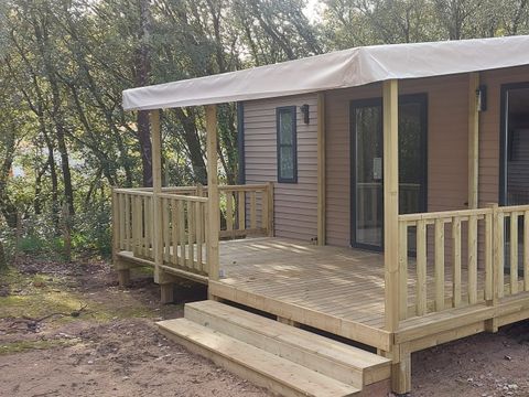 MOBILHOME 4 personnes - Cottage TERRE ET MER - 30m² - terrasse bois semi-couverte - 2 chambres - 4 pers