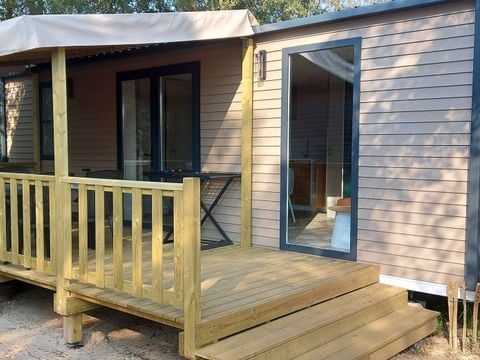 MOBILHOME 4 personnes - Cottage TERRE ET MER - 30m² - terrasse bois semi-couverte - 2 chambres - 4 pers