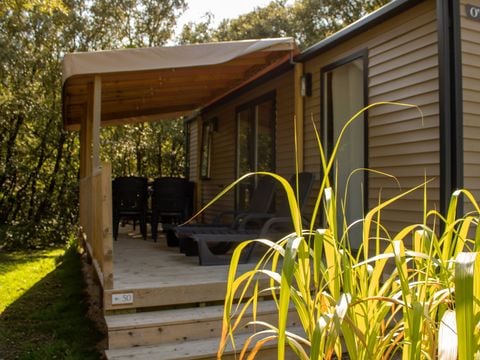 MOBILHOME 4 personnes - Cottage TERRE ET MER - 30m² - terrasse bois semi-couverte - 2 chambres - 4 pers