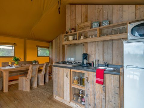 TENTE TOILE ET BOIS 6 personnes - Safari Lodge, 6p Climatisée