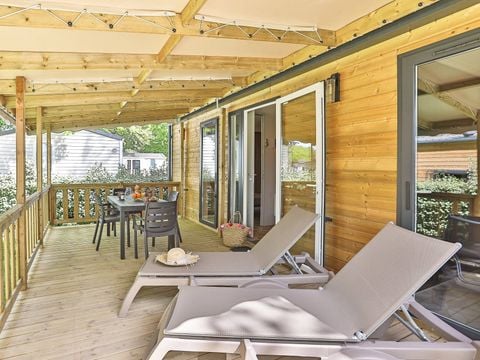 MOBILHOME 4 personnes - Mobil-home | Premium Exclusive | 2 Ch. | 4 Pers. | Terrasse surélevée | 2 SDB