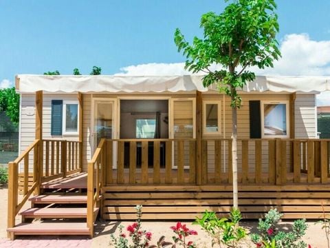 MOBILHOME 8 personnes - 4 Pièces 6/8 Personnes + TV