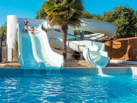 Camping Domaine Les Charmilles - Camping Paradis  - Camping Charente-Maritime